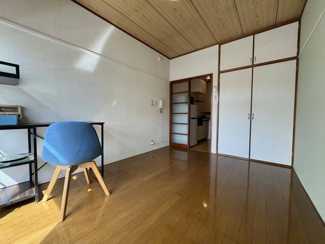 ベッドルーム