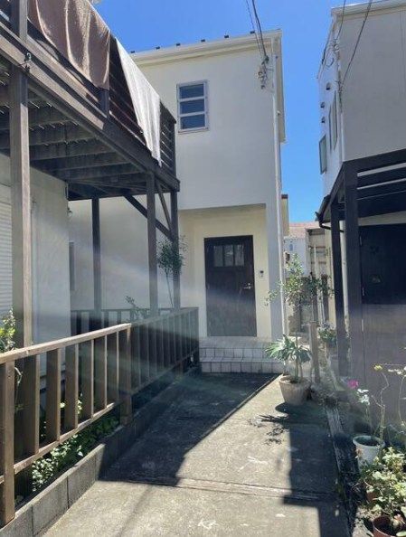 材木座貸戸建の外観画像