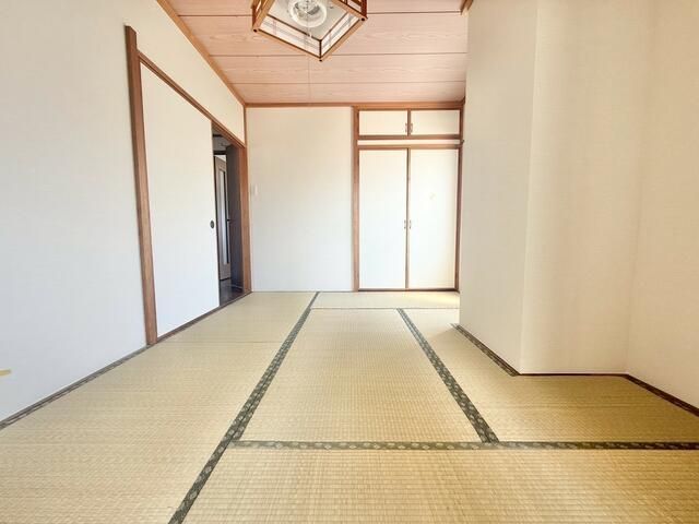 ベッドルーム