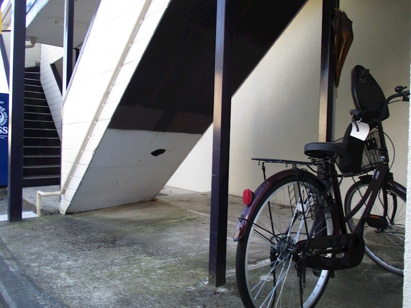 近くのサクラス戸塚まで627m（徒歩8分）