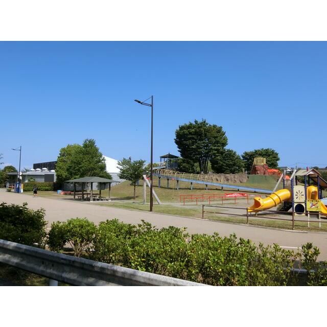 近くの大根公園まで736m（徒歩10分）