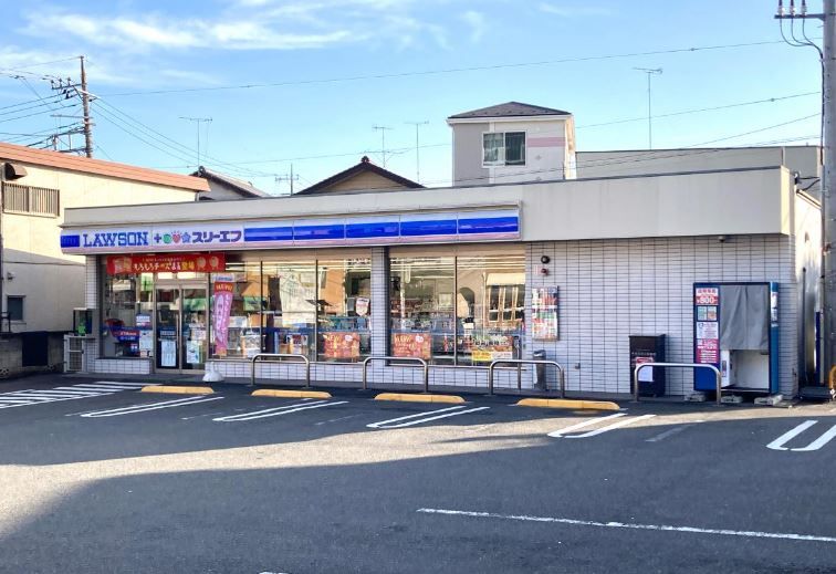 近くのローソン・スリーエフ 海老名東柏ヶ谷六丁目店まで447m（徒歩6分）