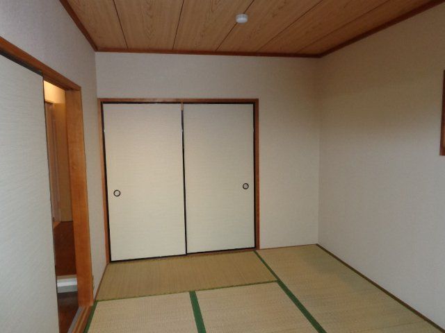 ベッドルーム