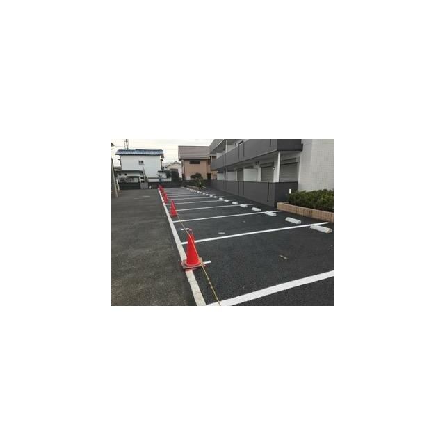 近くの藤沢辻堂新町郵便局まで775m（徒歩10分）
