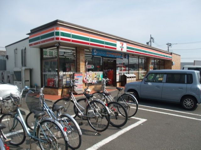 近くのセブンイレブンまで457m（徒歩6分）