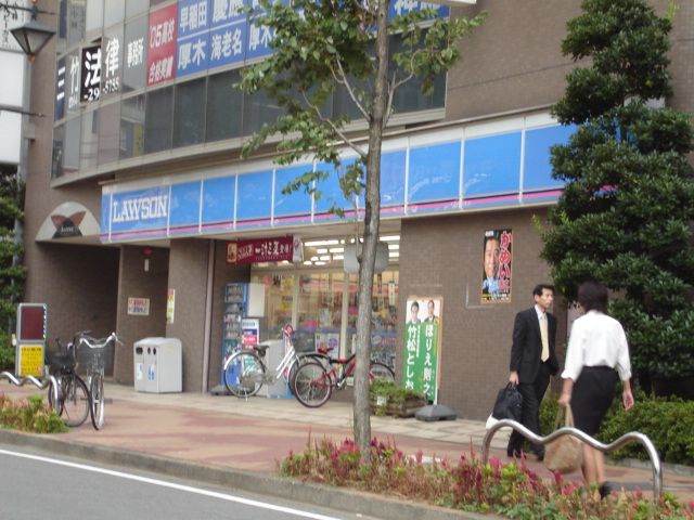 近くのコンビニまで80m（徒歩1分）