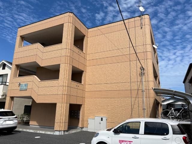 イル マーレ アッズッロ(il mare azzurro)の外観画像