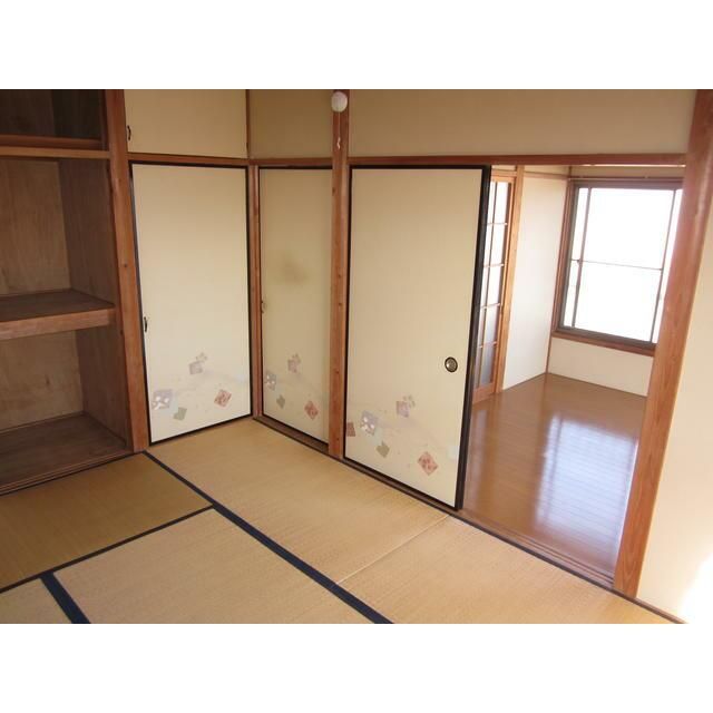 ベッドルーム