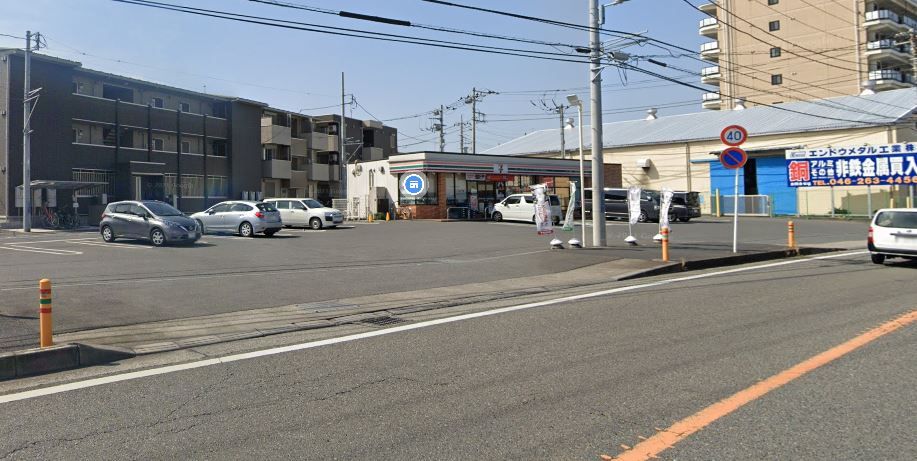 近くのセブンイレブン 大和桜森1丁目店まで351m（徒歩5分）