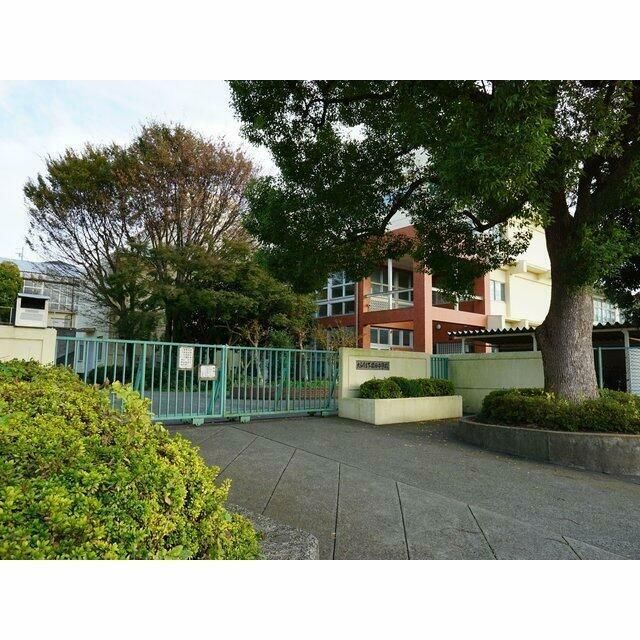 近くの大和市立　下福田中学校まで1,167m（徒歩15分）