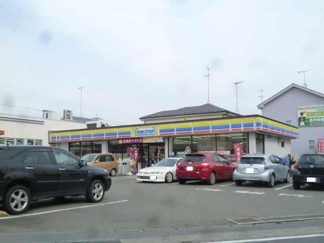 近くのセブンイレブン 愛川菅原小学校前店まで399m（徒歩5分）