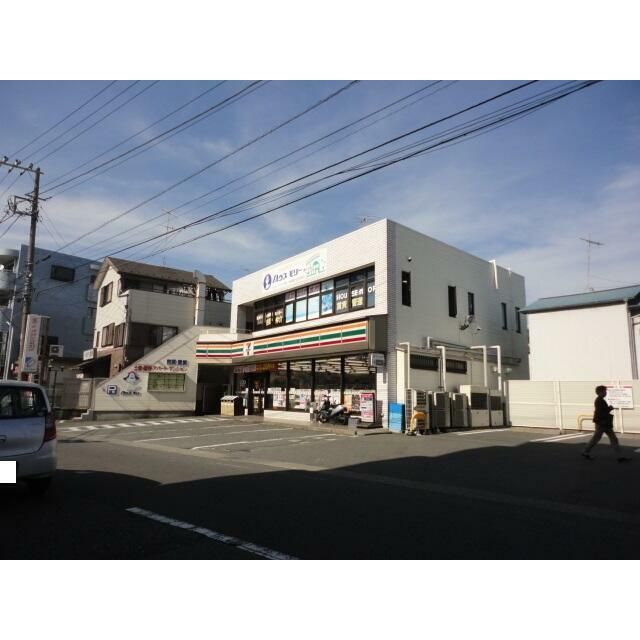 近くのセブンイレブン藤沢辻堂熊の森店まで589m（徒歩8分）