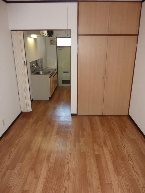 ベッドルーム