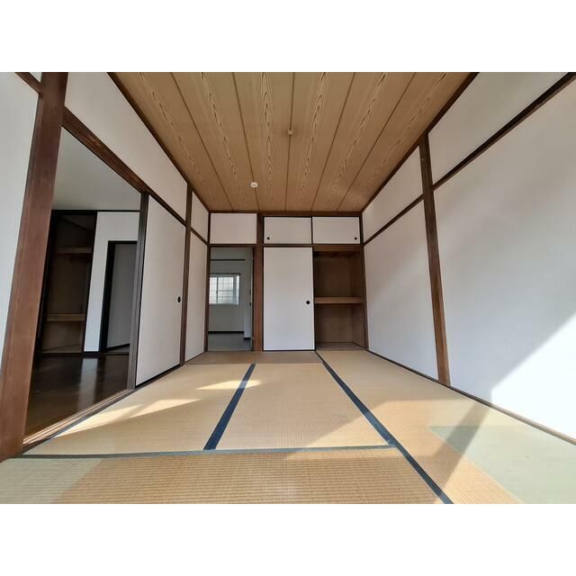 ベッドルーム