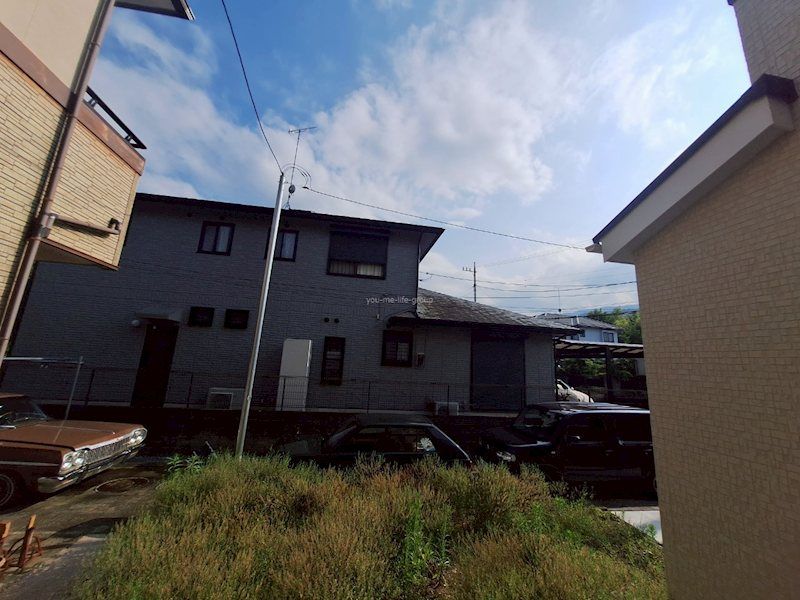 近くのさがみ信用金庫岡本支店まで997m（徒歩13分）