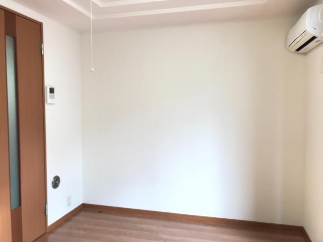 ベッドルーム