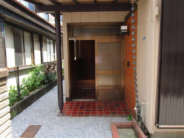 玄関
