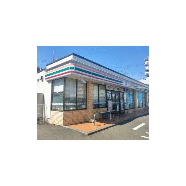 近くのセブンイレブン大和桜森1丁目店まで375m（徒歩5分）