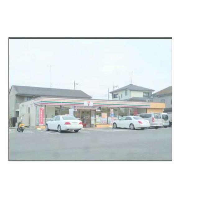近くのセブンイレブン厚木下川入店まで341m（徒歩5分）