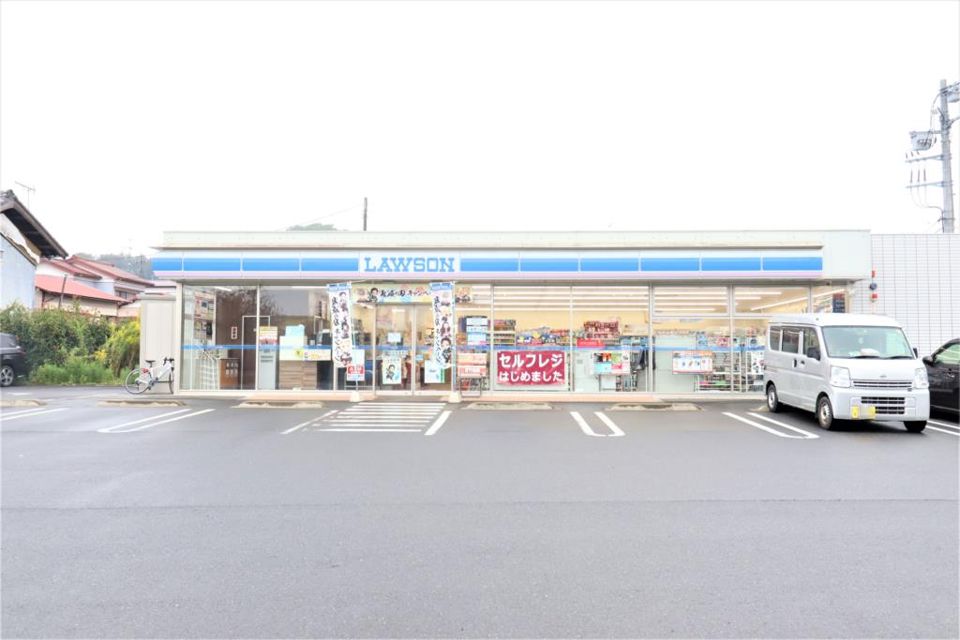 近くのローソン 厚木林三丁目店まで219m（徒歩3分）