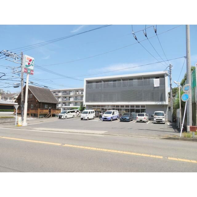 近くのセブンイレブン藤沢善行2丁目店まで217m(徒歩3分)