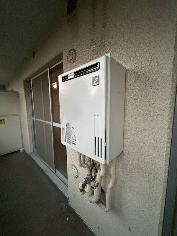 近くのbillsまで593m(徒歩8分)