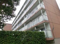東高森団地22号棟の外観画像