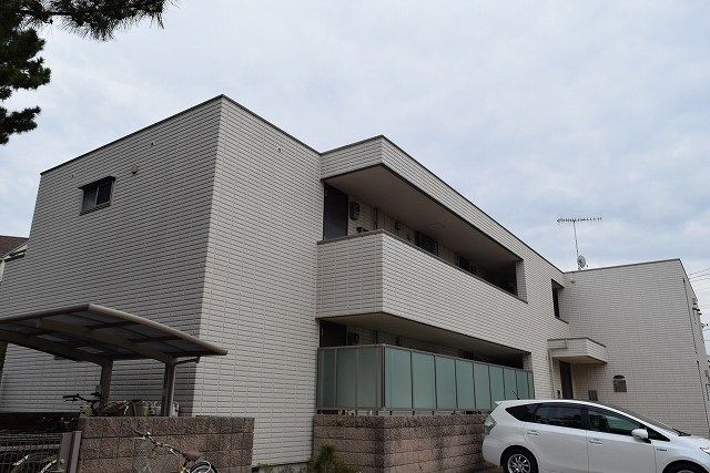 オークデンヴィラの外観画像