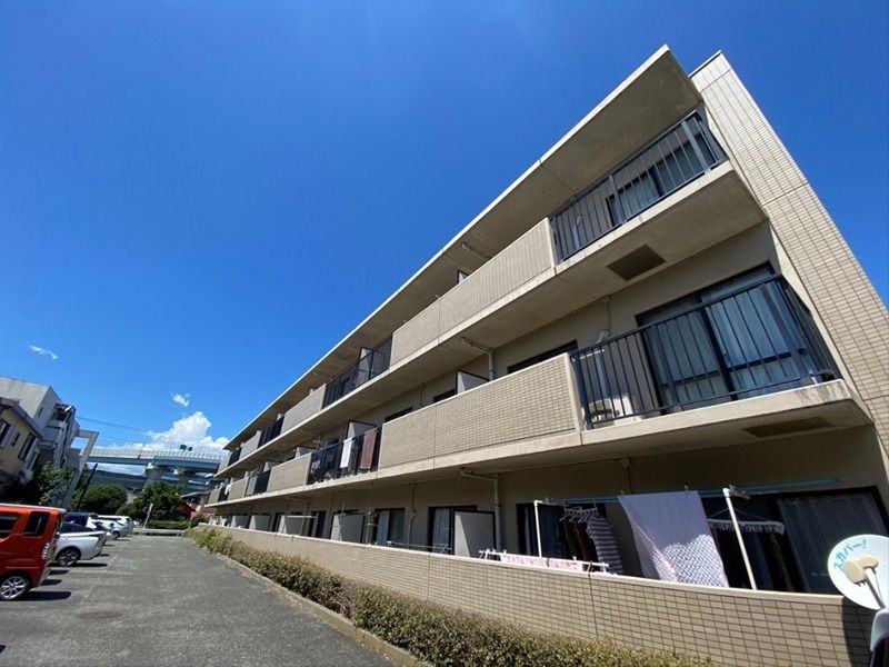 ロイヤルコート寒川の外観画像