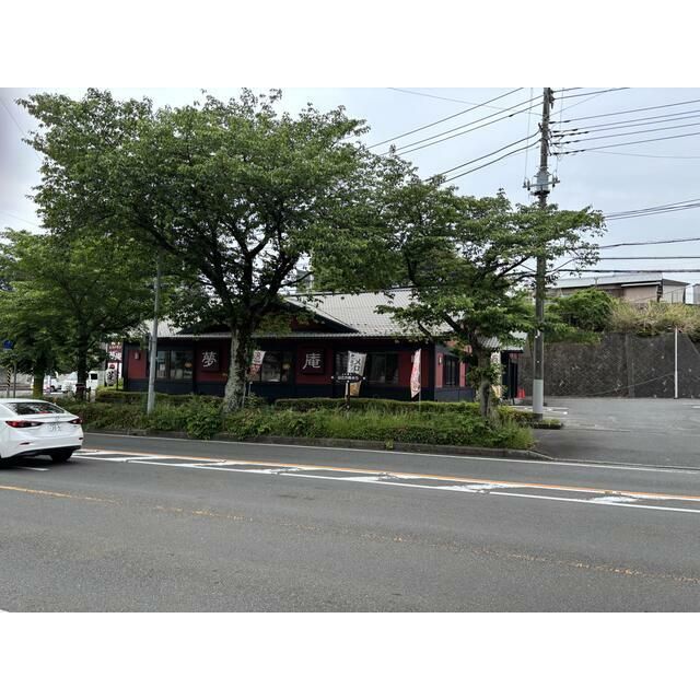 近くの夢庵（ファミレス）まで160m（徒歩2分）