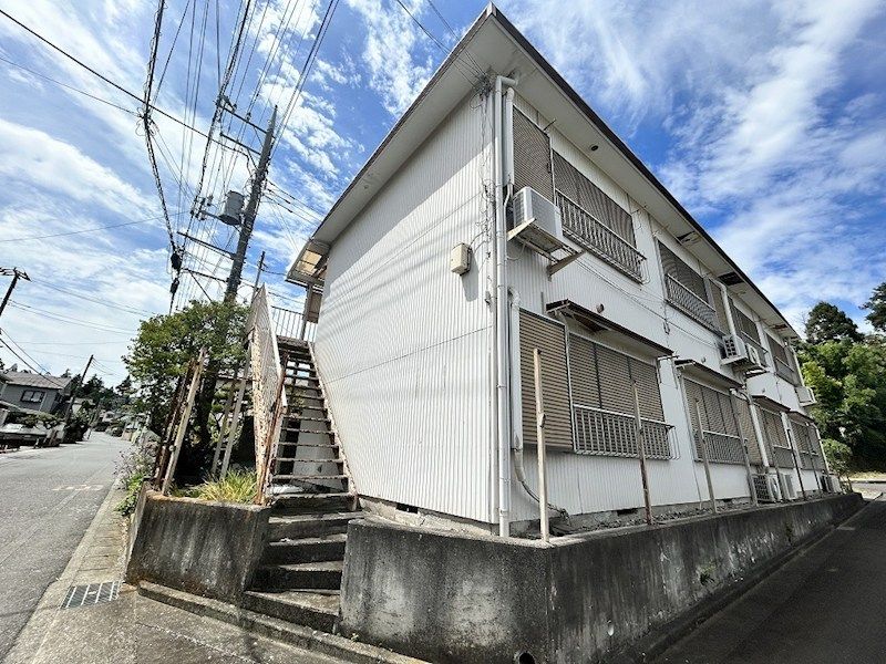 近くの小林屋秦野東海大店まで538m（徒歩7分）