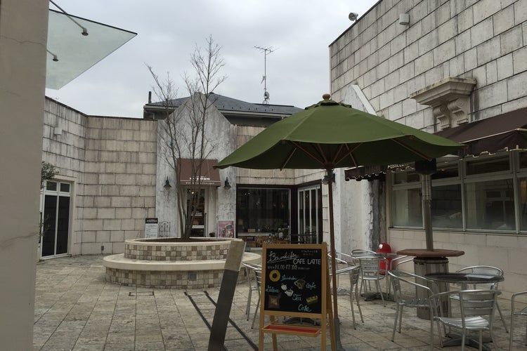 近くのポポロ広場まで684m(徒歩9分)