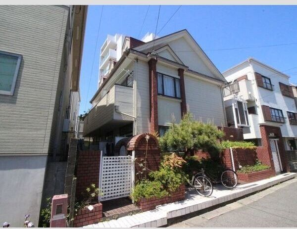 亜パレスの外観画像