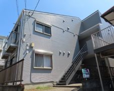 シュロスハイム東海大学前の外観画像