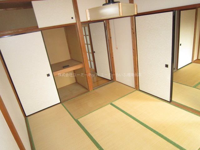 ベッドルーム