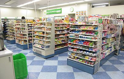 近くのファミリーマート 東海大学医学部付属病院店まで420m（徒歩6分）