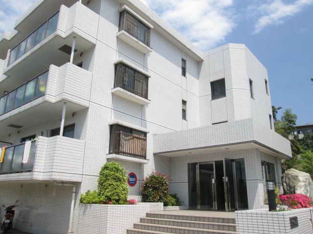 ロイヤル3の外観画像