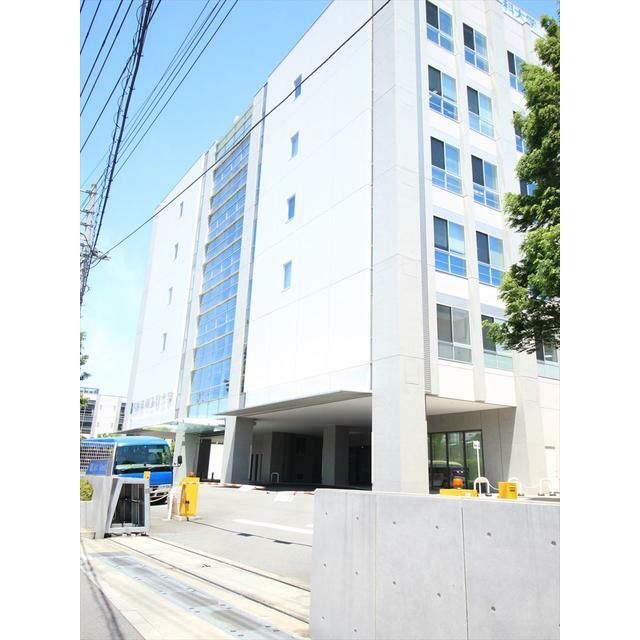 近くの私立神奈川工科大学まで604m（徒歩8分）