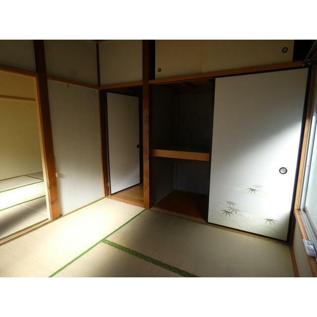 ベッドルーム
