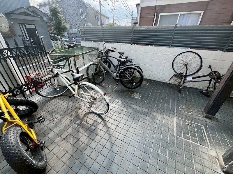 その他