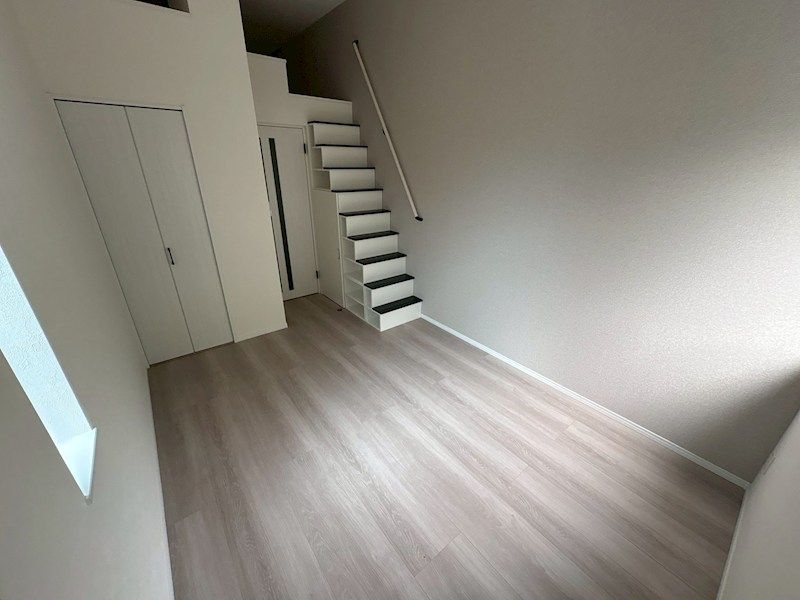 近くのクリエイトエス・ディー秦野東海大駅前店まで525m（徒歩7分）