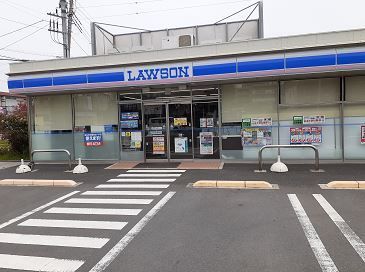 近くのローソンまで500m(徒歩7分)