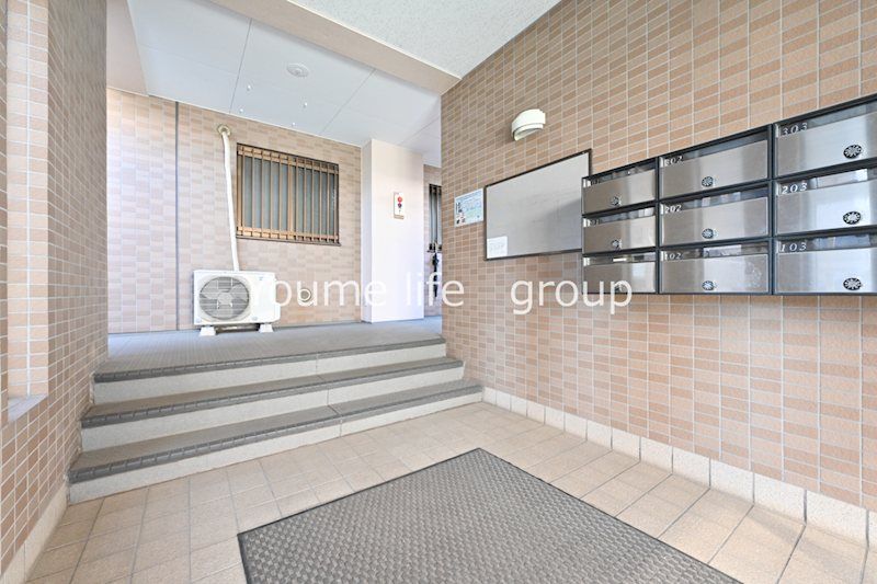 近くのしまむらストアーすみれ平店まで484m（徒歩7分）