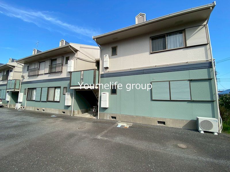 レザンシャトーの外観画像