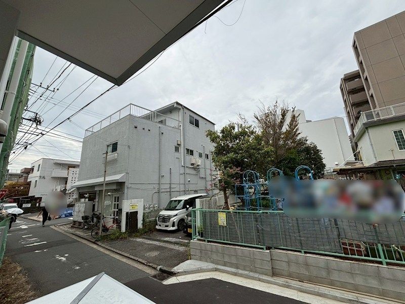 近くの業務スーパー 戸塚店まで245m(徒歩4分)