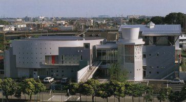 近くの海老名市立有馬図書館まで362m（徒歩5分）