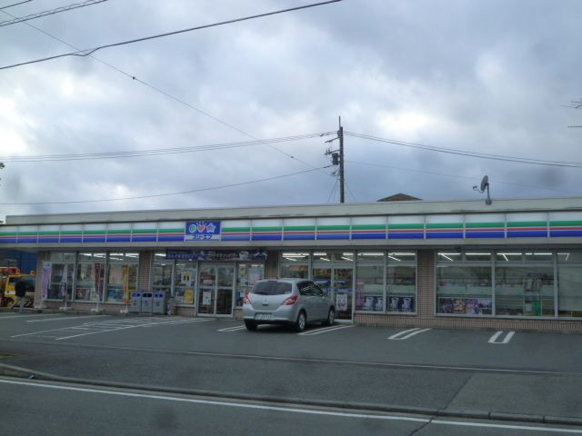 近くのスリーエフ 厚木毛利台店まで554m（徒歩7分）