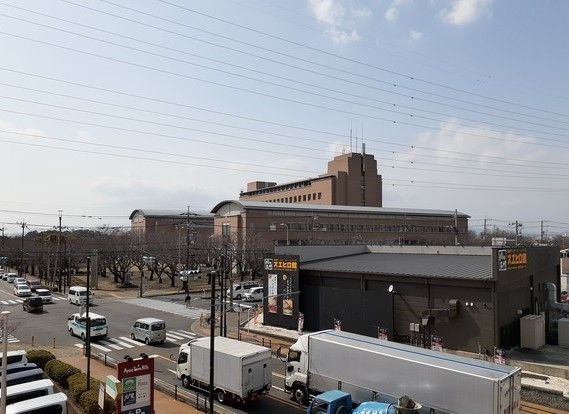 近くの綾瀬市役所まで3,260m（徒歩41分）