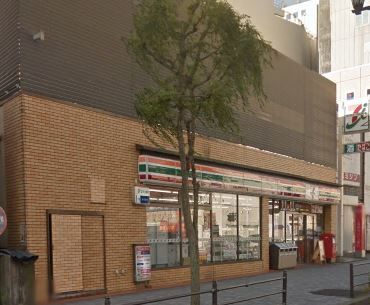 近くのセブンイレブン 藤沢駅前店まで389m（徒歩5分）