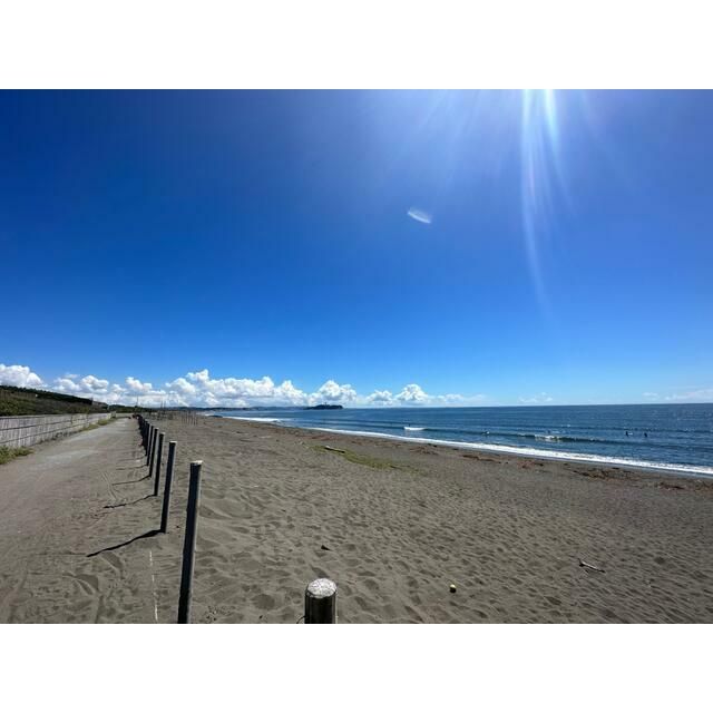 近くのサザンビーチちがさき海水浴場まで150m(徒歩2分)
